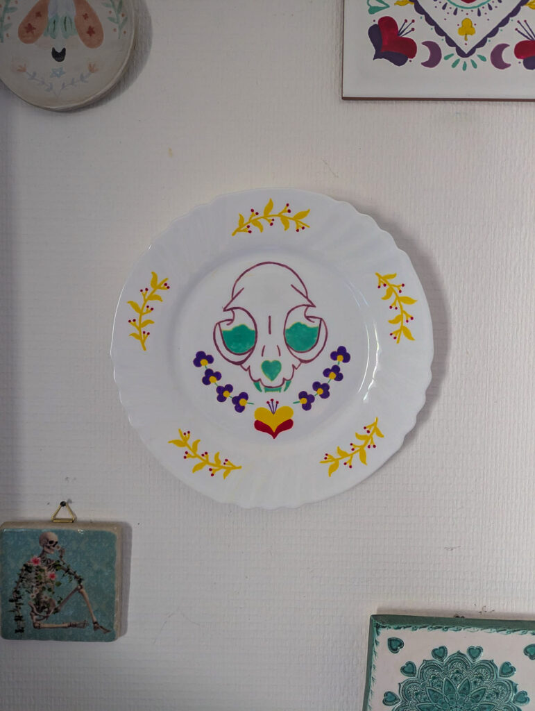 Peinture sur céramique : vaisselle, carrelages, objets déco...